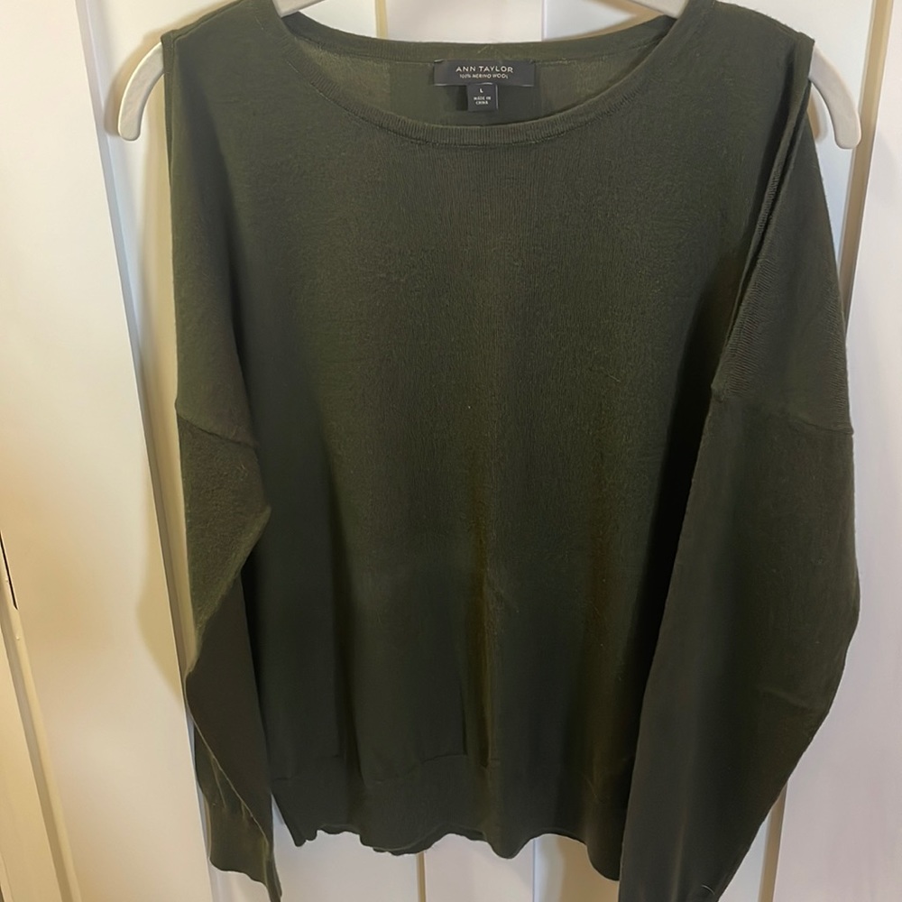 Ann Taylor army green sweater shoulder cut out